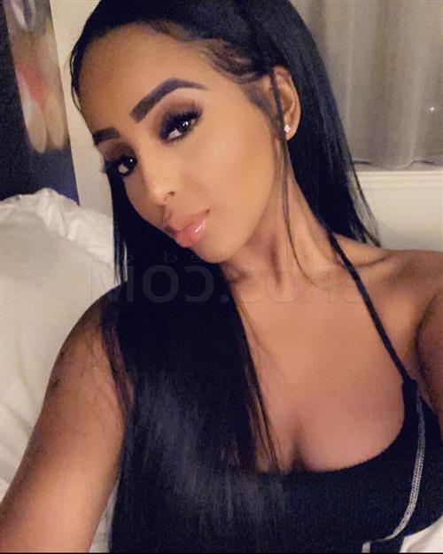Nina-Louise 22, Sverige